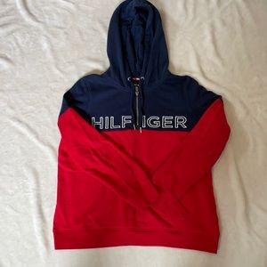 Tommy Hilfiger sweater
